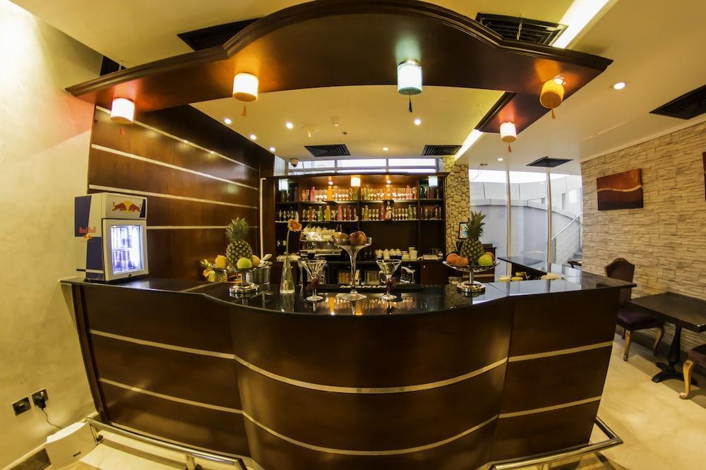 The Royal Riviera Hotel Doha Ngoại thất bức ảnh