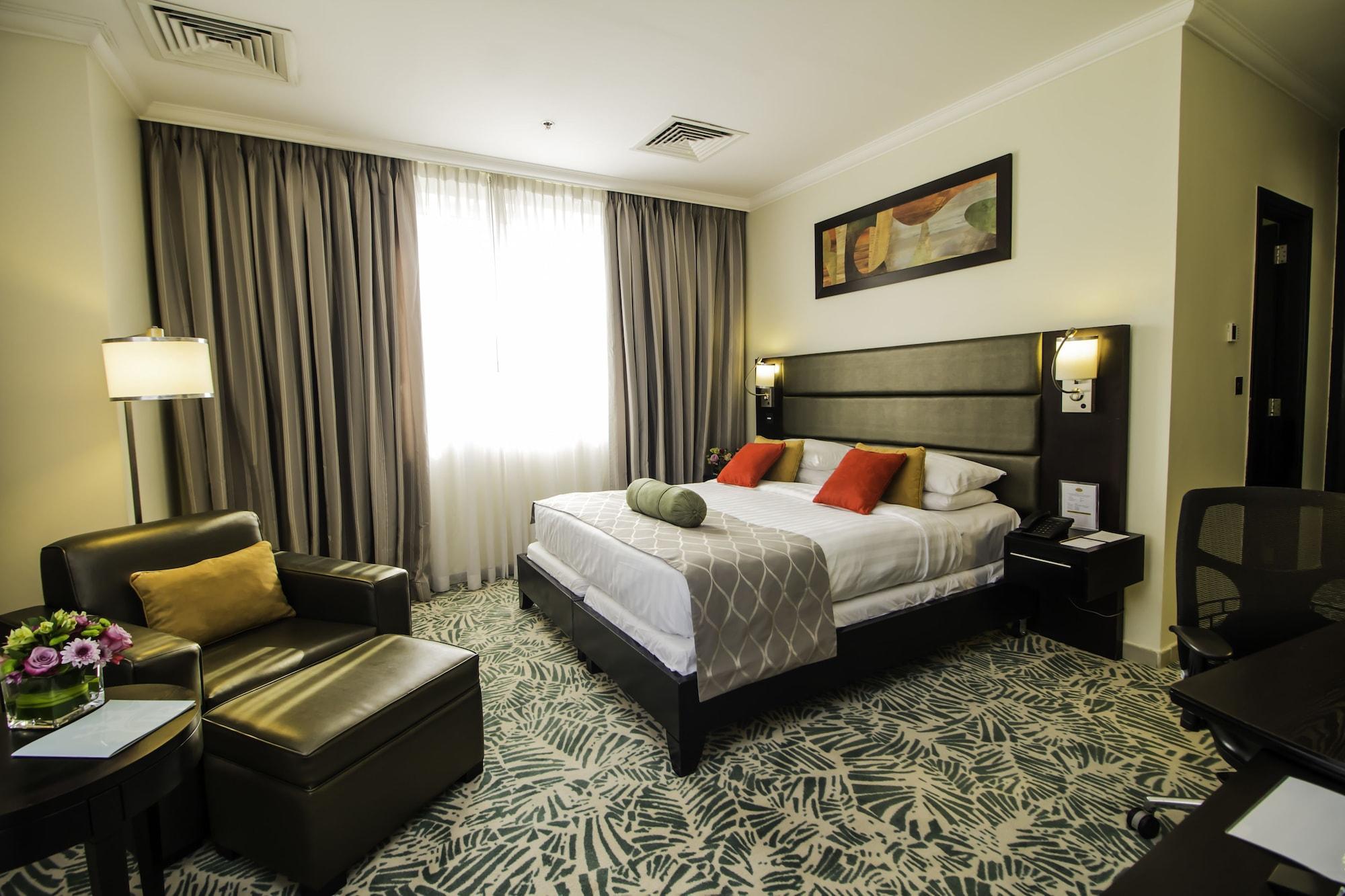 The Royal Riviera Hotel Doha Ngoại thất bức ảnh