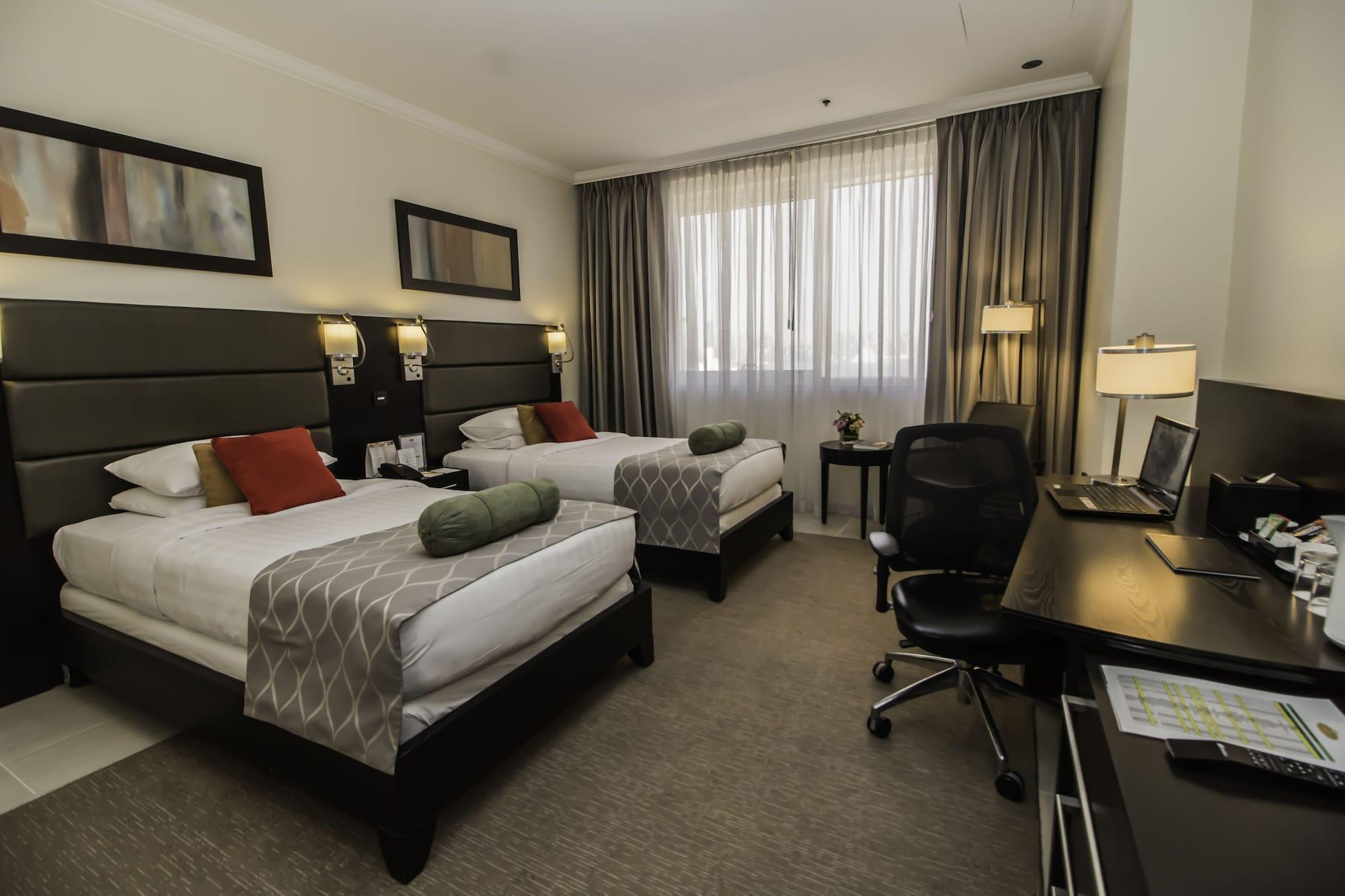 The Royal Riviera Hotel Doha Ngoại thất bức ảnh