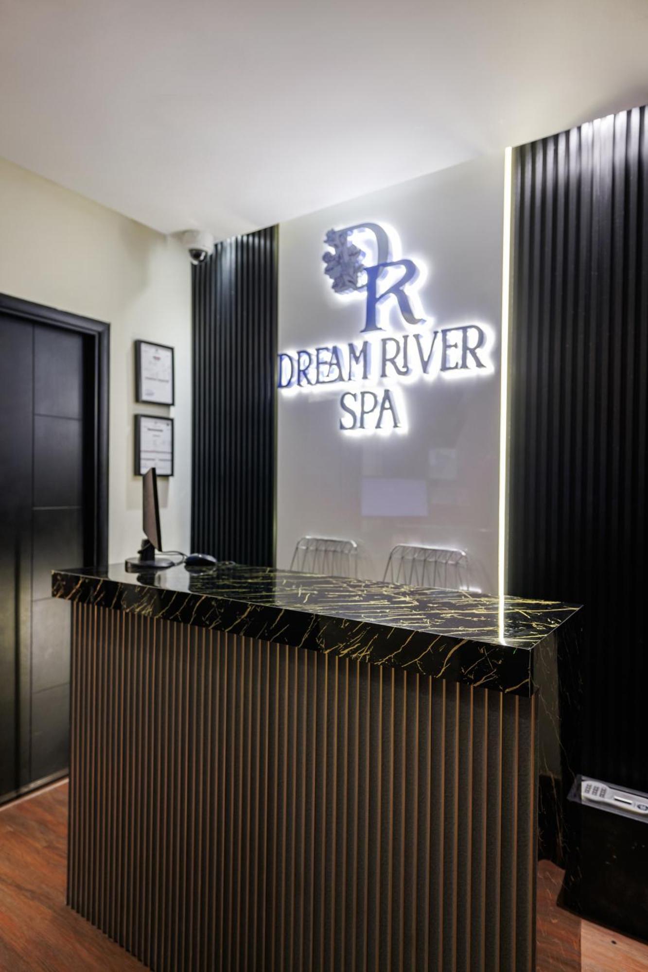 The Royal Riviera Hotel Doha Ngoại thất bức ảnh