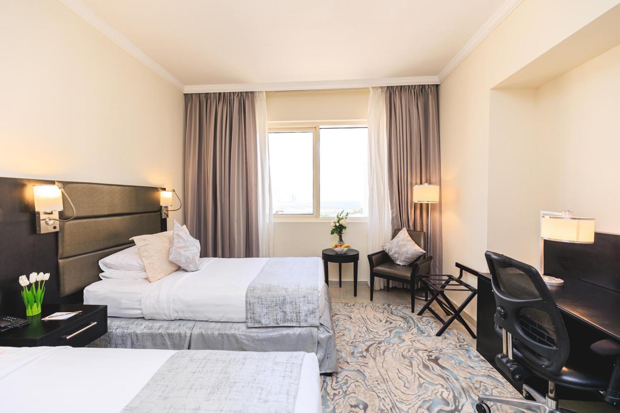 The Royal Riviera Hotel Doha Ngoại thất bức ảnh