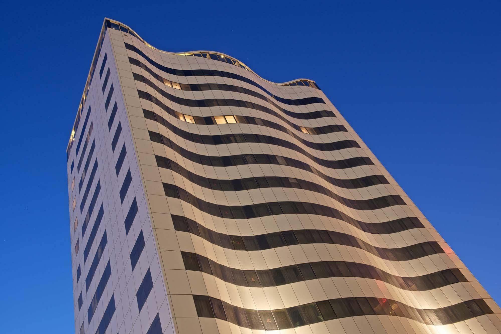 The Royal Riviera Hotel Doha Ngoại thất bức ảnh